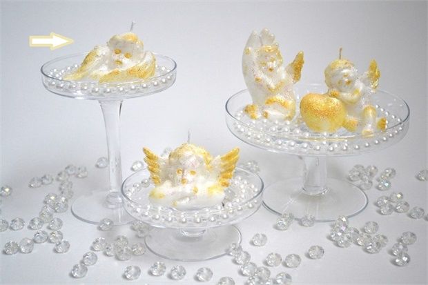 LUMÂNARE ÎN FORMĂ DE ÎNGER CU ARIPI GLITTER AURIE